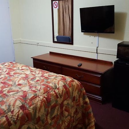 Colonial West Motel Batavia Dış mekan fotoğraf