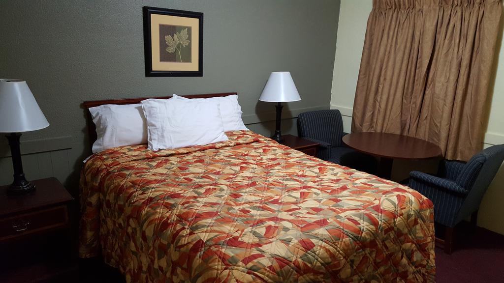 Colonial West Motel Batavia Dış mekan fotoğraf