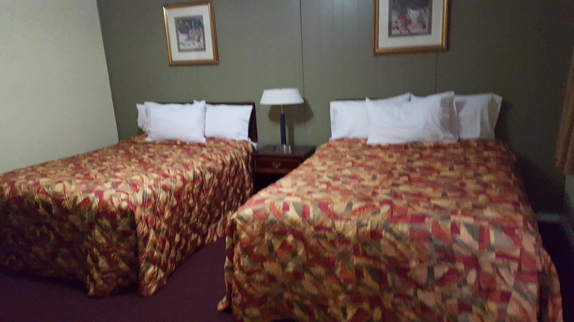 Colonial West Motel Batavia Dış mekan fotoğraf