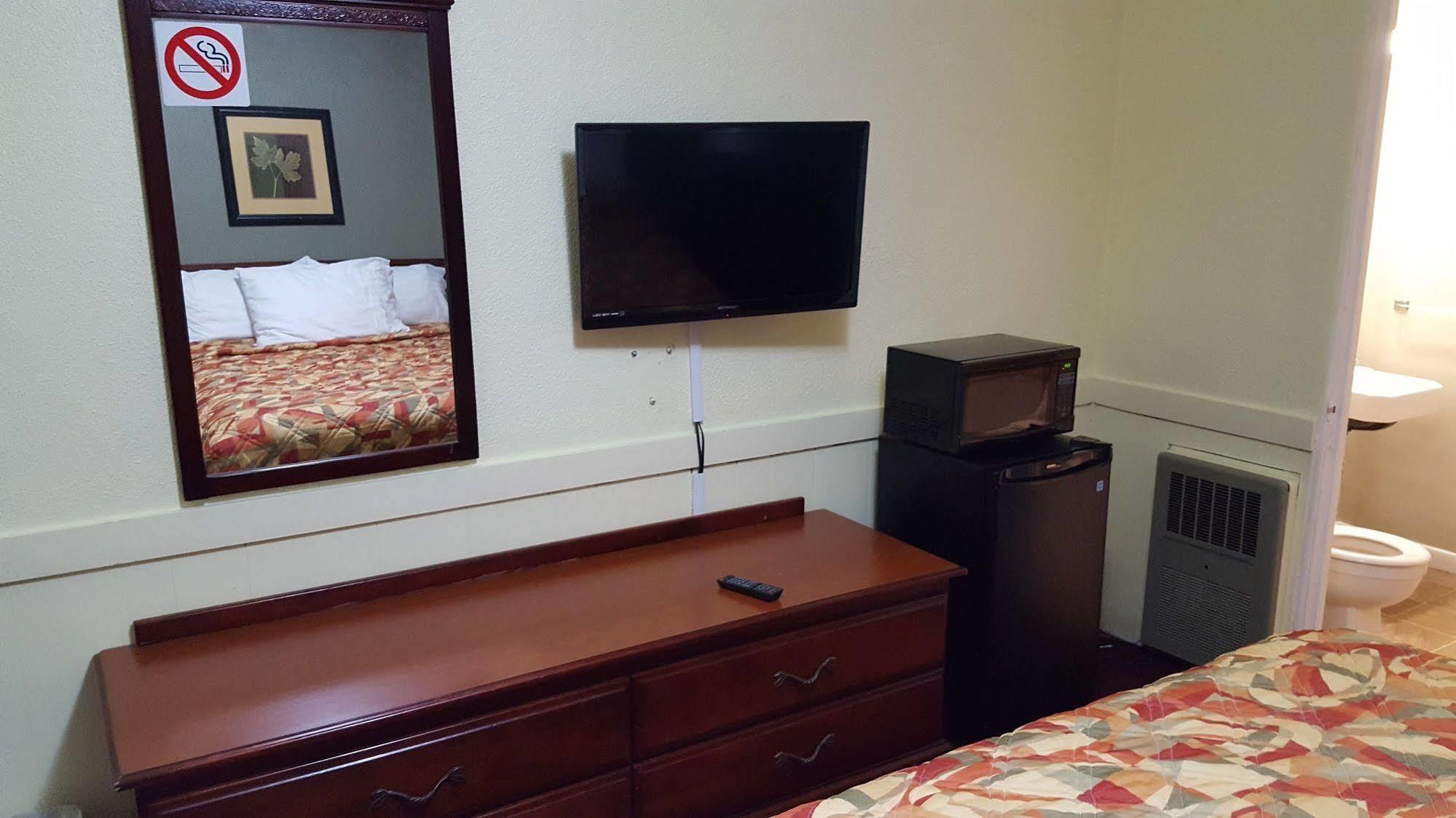 Colonial West Motel Batavia Dış mekan fotoğraf